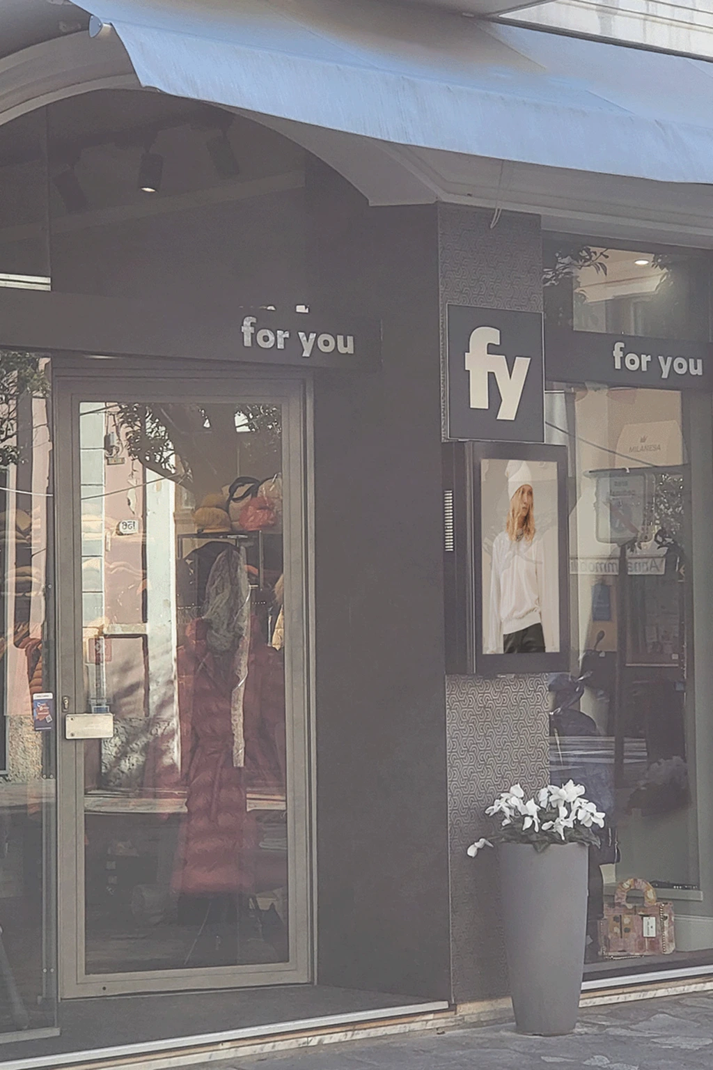 Boutique donna For You a Diano Marina in Corso Roma