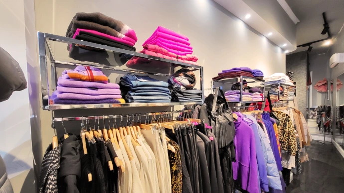 Boutique donna For You a Diano Marina, punto di riferimento per la provincia di Imperia